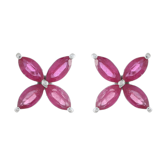 Stříbro 925/1000 - Náušnice s Thajským Rubínem - Karátové číslo: 2.76. přibližná hmotnost: 2.4 gramů