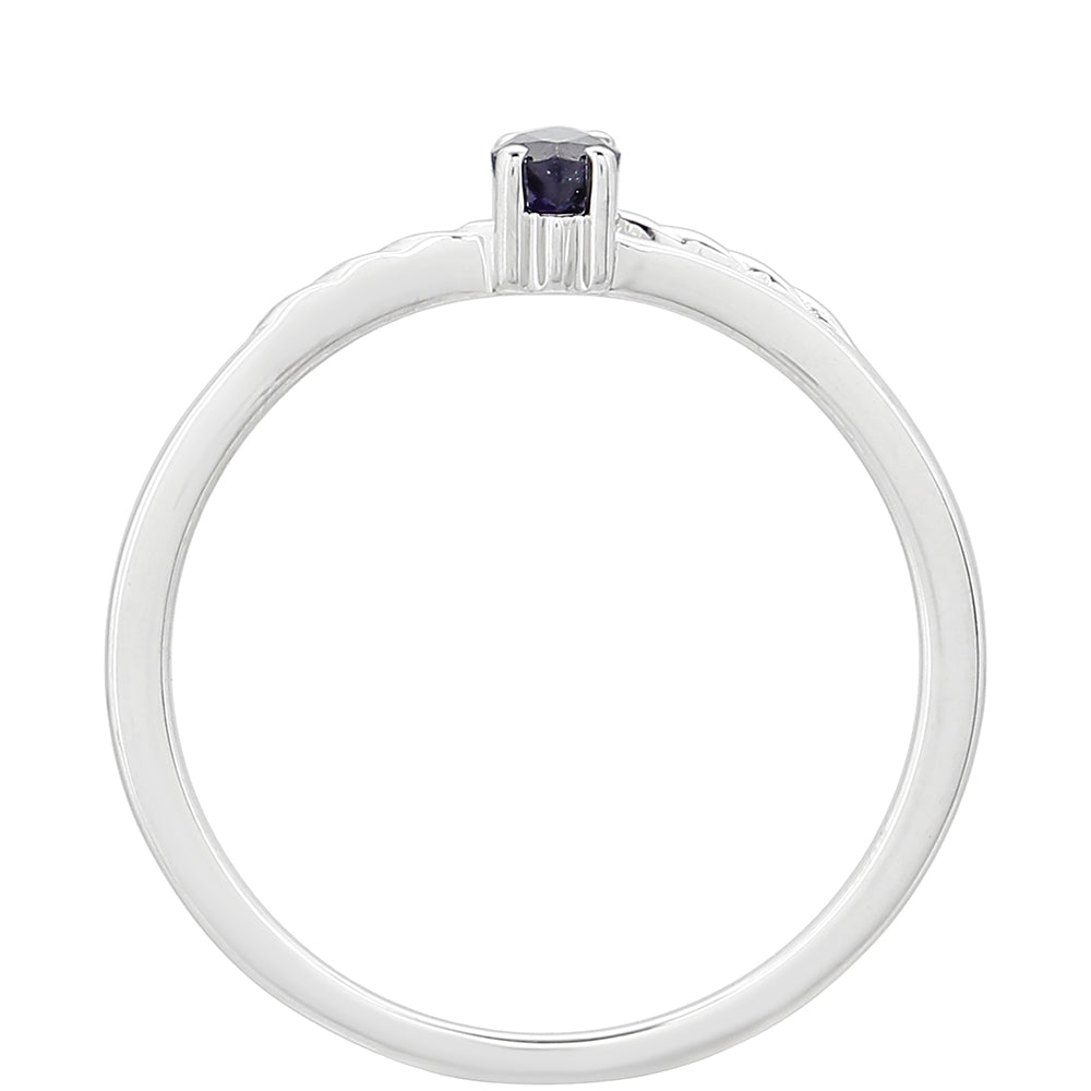 Stříbro 925/1000 - Prsten s Thajským Safírem - Karátové číslo: 0.36. přibližná hmotnost: 1.57 gramů