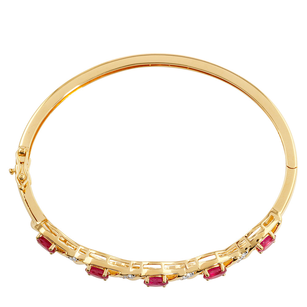 Pozlacené Stříbro 925/1000 - Náramek s Thajským Rubínem a Bílým Topazem - Karátové číslo: 3.6. přibližná hmotnost: 12.99 gramů