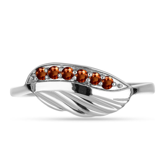 Stříbro 925/1000 - Prsten s Andalusitem - Karátové číslo: 0.23. přibližná hmotnost: 2.82 gramů