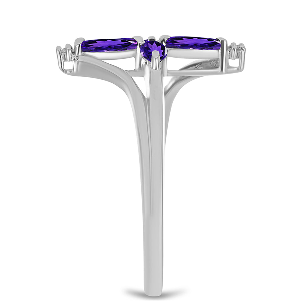 Stříbro 925/1000 - Prsten s Marockým Ametystem a Bílým Topazem - Karátové číslo: 0.74. přibližná hmotnost: 2.71 gramů