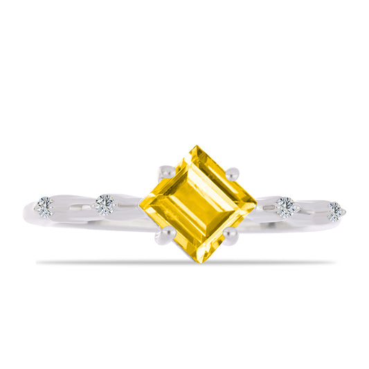 Stříbro 925/1000 - Prsten s Uralským Citrínem a Bílým Topazem - Karátové číslo: 1.31. přibližná hmotnost: 2.71 gramů