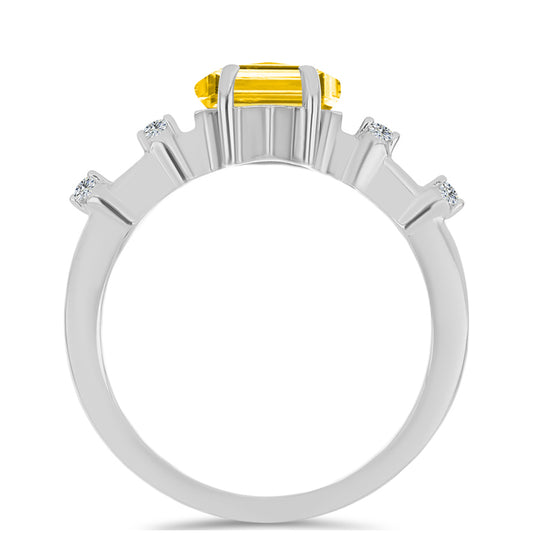 Stříbro 925/1000 - Prsten s Uralským Citrínem a Bílým Topazem - Karátové číslo: 1.31. přibližná hmotnost: 2.71 gramů