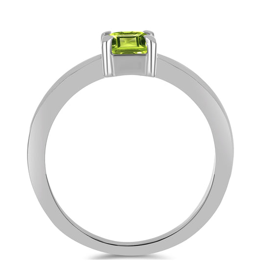 Stříbro 925/1000 - Prsten s Čchang-pajským Peridotem - Karátové číslo: 1.02. přibližná hmotnost: 2.91 gramů