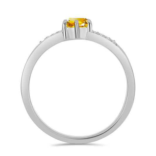 Stříbro 925/1000 - Prsten s Uralským Citrínem a Bílým Topazem - Karátové číslo: 0.56. přibližná hmotnost: 2.2 gramů