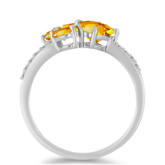 Stříbro 925/1000 - Prsten s Uralským Citrínem a Bílým Topazem - Karátové číslo: 1.61. přibližná hmotnost: 2.86 gramů