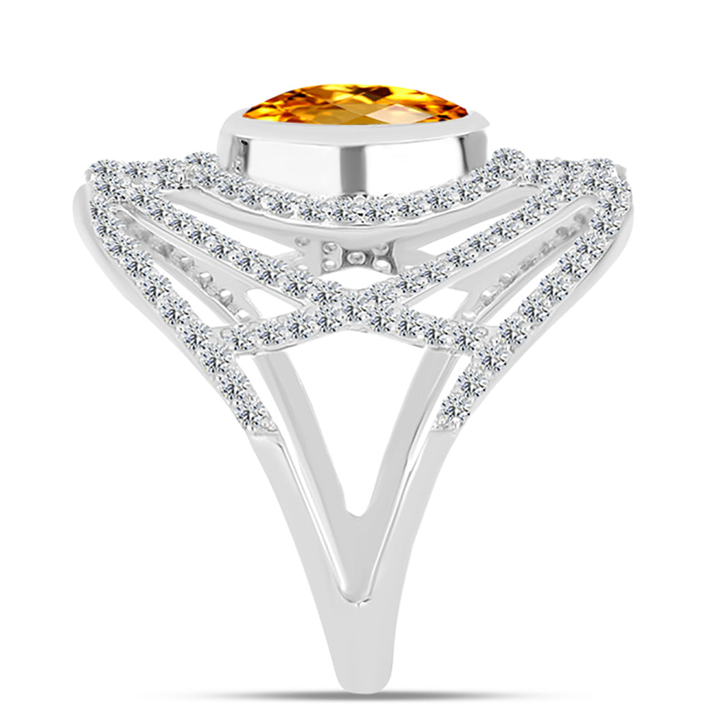 Stříbro 925/1000 - Prsten s Uralským Citrínem a Bílým Topazem - Karátové číslo: 3.53. přibližná hmotnost: 4.88 gramů