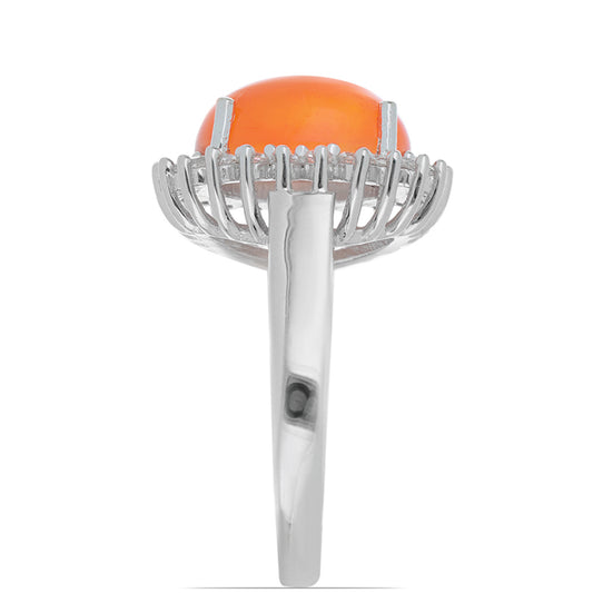 Stříbro 925/1000 - Prsten s Oranžovým Opálem z Lega Dembi a Bílým Topazem - Karátové číslo: 2.86. přibližná hmotnost: 4.64 gramů