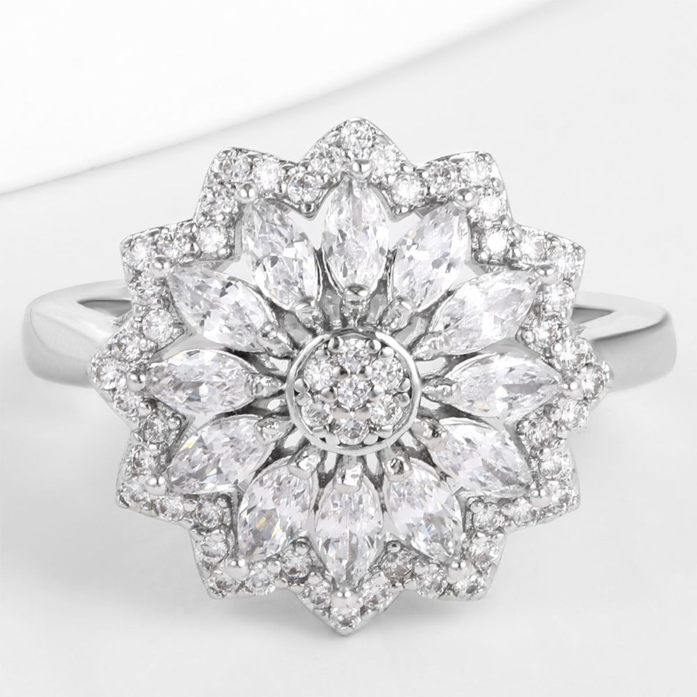 Pozlacený Slitinový Prsten s Bílým Emporia® Křišťálem