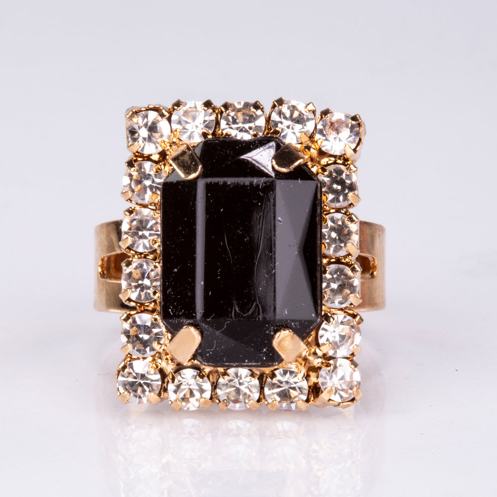 5dílná sada šperků Emporia prémiové kvality ve zlaté barvě v exkluzivní dárkové krabičce s imitací kůže (s hodinkami, náramkem, náhrdelníkem, náušnicemi a prstenem, s černými a bílými krystaly Emporia) 9 