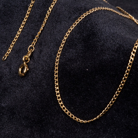 14K Zlatý Náhrdelník  přibližná hmotnost: 1.35 gramů