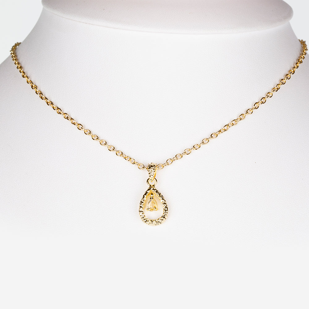 Pozlacená slitina - Hodinky s Rubínem a Bílým Emporia® Křišťálem - Karátové číslo: 0.92. přibližná hmotnost: 62 gramů ( Náhrdelník+Náušnice+Přívěsek )