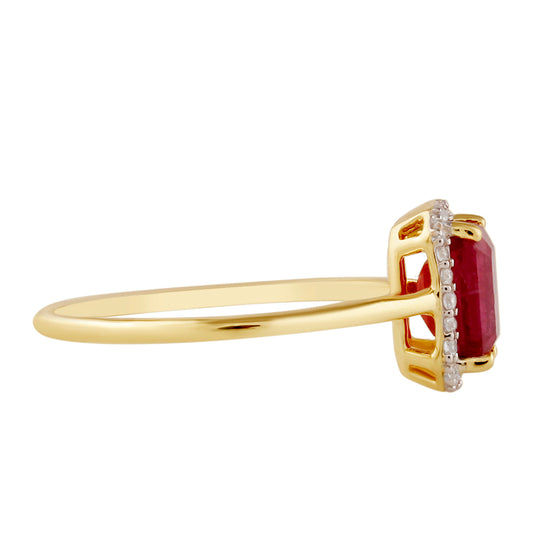 Pozlacené Stříbro 925/1000 - Prsten s Thajským Rubínem a Bílým Topazem - Karátové číslo: 1.69. přibližná hmotnost: 1.62 gramů