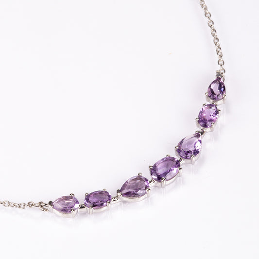Stříbro 925/1000 - Náhrdelník s Brazilským Ametystem - Karátové číslo: 3.39. přibližná hmotnost: 4.95 gramů