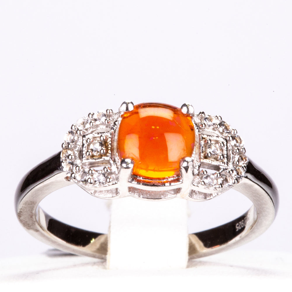 Stříbrný Prsten s Oranžovým Opálem z Lega Dembi a Bílým Topazem 1 