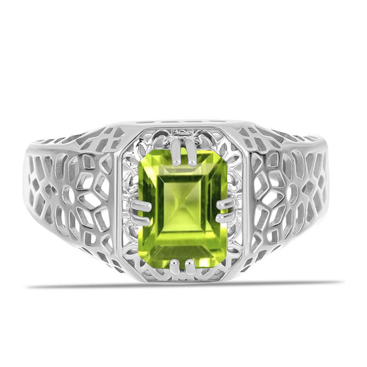 Stříbro 925/1000 Prsten s Čchang-pajským Peridotem - Karátové číslo: 1.6. přibližná hmotnost: 3.35 gramů
