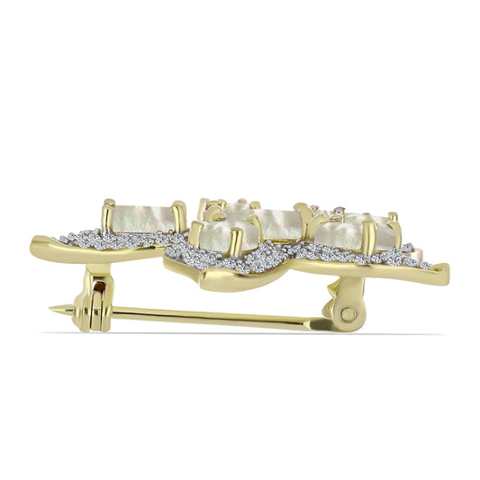 Pozlacené Stříbro 925/1000 - Brož s Lasturou - Karátové číslo: 4.14. přibližná hmotnost: 5.6 gramů