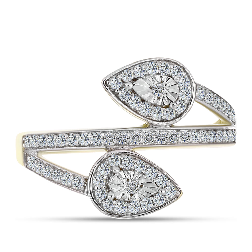 Pozlacené Stříbro 925/1000 - Prsten s Bílým Diamantem a Bílým Topazem - Karátové číslo: 0.45. přibližná hmotnost: 3.42 gramů 1 