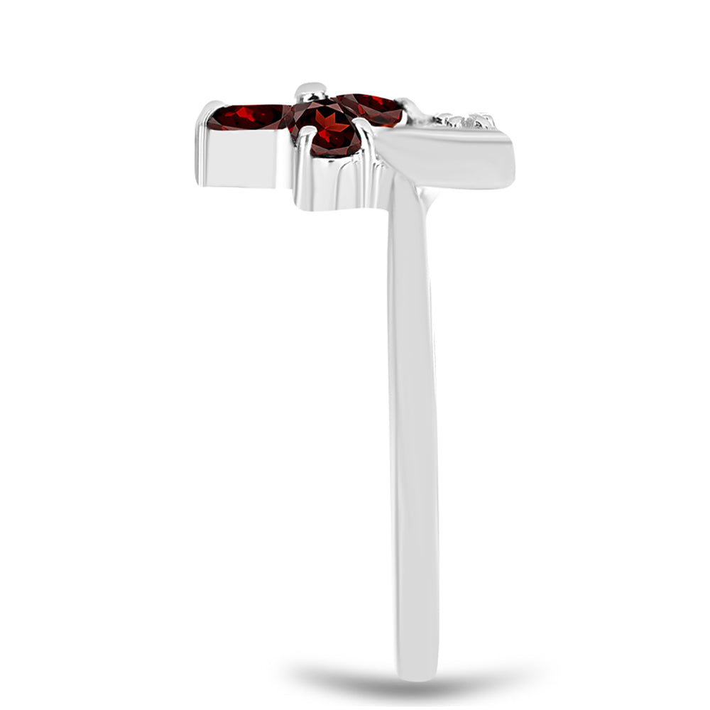 Stříbro 925/1000 - Prsten s Bartonským Granátem - Karátové číslo: 0.67. přibližná hmotnost: 2.48 gramů 4 