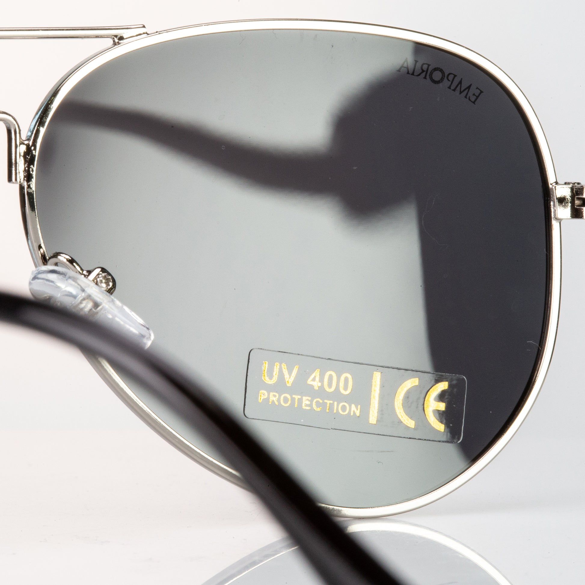Emporia Italy - série Aviator "ŠÉF", polarizované sluneční brýle s UV filtrem, s pevným pouzdrem a čisticím hadříkem, tmavě šedé čočky, obroučky stříbrné barvy 5 