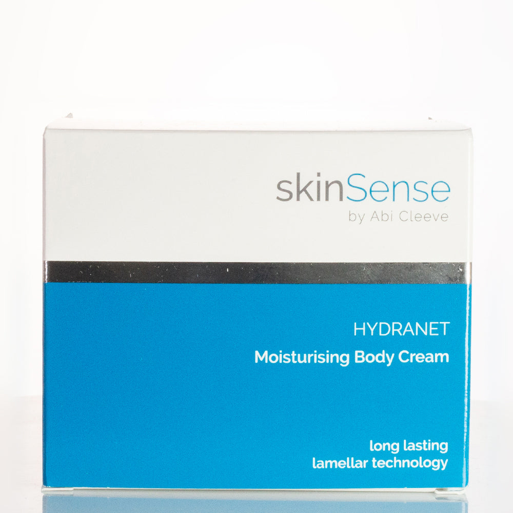 SkinSense Dvoukroková Kolekce Péče o Pleť: SkinSense Tělový Krém 400 ml a Tělový Peeling 200 ml
